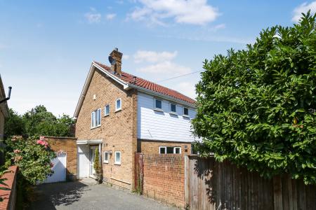 4 bedroom Detached house for sale in Coombe Lane West, Kingston