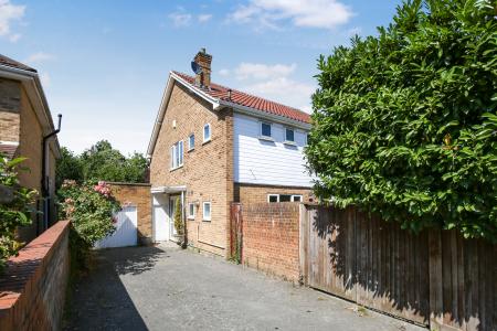 4 bedroom Detached house for sale in Coombe Lane West, Kingston