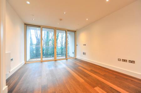 2 bedroom Apartment for sale in Ireton House, Stamford Square, London