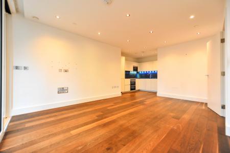 2 bedroom Apartment for sale in Ireton House, Stamford Square, London