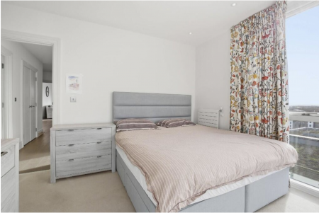 3 bedroom Apartment for sale in Queenshurst Square, Kingston Upon Thames,