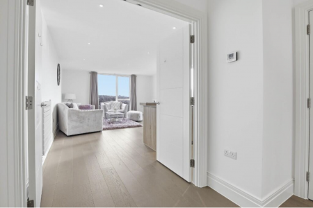 3 bedroom Apartment for sale in Queenshurst Square, Kingston Upon Thames,