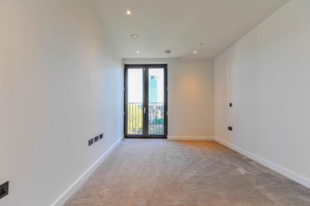 1 bedroom Flat to let in Golden Lane, London, EC1Y