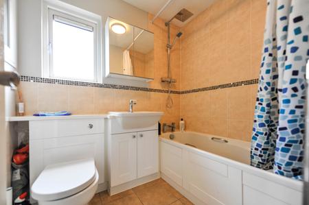 2 bedroom Semi-detached house to let in Ruskin Way, London, SW19
