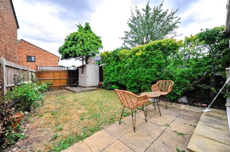 2 bedroom Semi-detached house to let in Ruskin Way, London, SW19