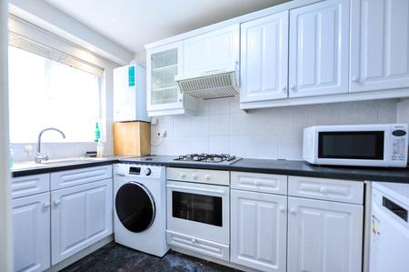 2 bedroom Semi-detached house to let in Ruskin Way, London, SW19