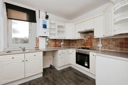 2 bedroom Flat for sale in Den Walk, Methil, KY8