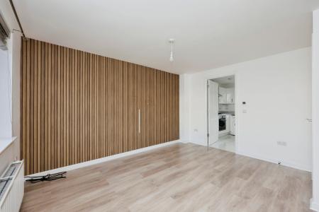 2 bedroom Flat for sale in Rosslyn Crescent, Kirkcaldy, KY1