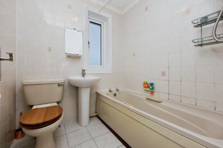 2 bedroom Semi-detached house for sale in Meldrum Crescent, Burntisland, KY3