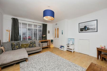 2 bedroom Semi-detached house for sale in Meldrum Crescent, Burntisland, KY3