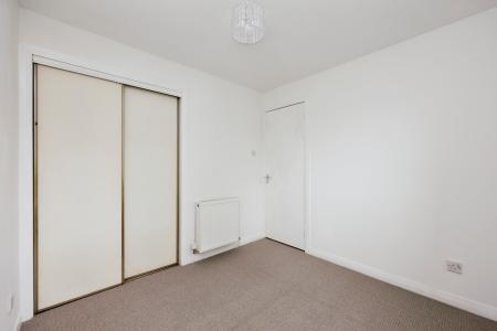 2 bedroom Flat for sale in Balmoral Drive, Kirkcaldy, KY2