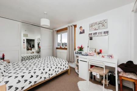 3 bedroom Terraced House for sale in Glamis Road, Kirkcaldy, KY2