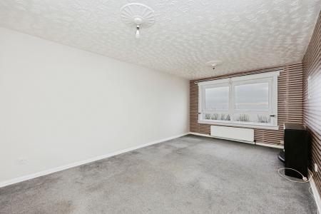 2 bedroom Flat for sale in Randolph Court, Buckhaven, KY8