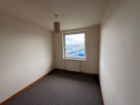 2 bedroom Flat to let in East Burn Court, Kirkcaldy, KY1