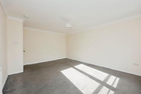 2 bedroom Flat for sale in Mill Street, Kirkcaldy, KY1