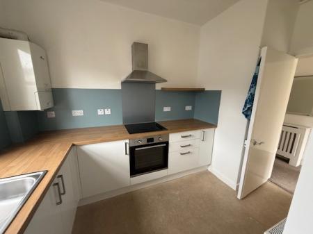 2 bedroom Flat to let in South Street West, Leslie, Glenrothes, KY6