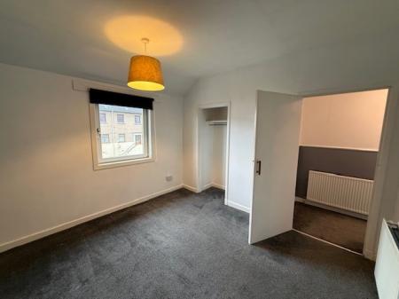 2 bedroom Flat to let in Burnside Avenue, Kinghorn, KY3