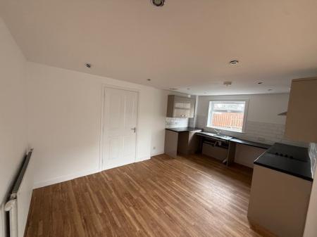 3 bedroom Semi-detached house to let in Barry Road, Kirkcaldy, KY2