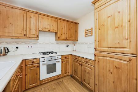 3 bedroom Semi-detached house for sale in Dunvegan Avenue, Kirkcaldy, KY2