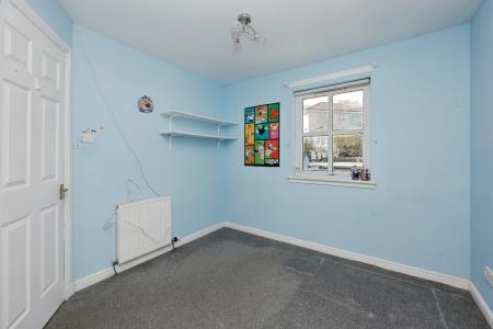 3 bedroom Semi-detached house for sale in Dunvegan Avenue, Kirkcaldy, KY2