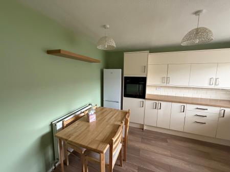 3 bedroom Terraced House to let in Craigbeath Court, Cowdenbeath, KY4