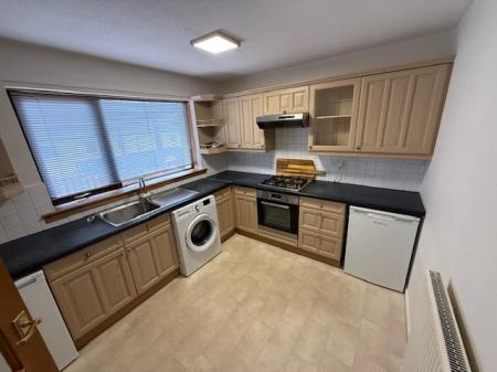 2 bedroom Terraced House to let in Redcraigs, Kirkcaldy, KY2