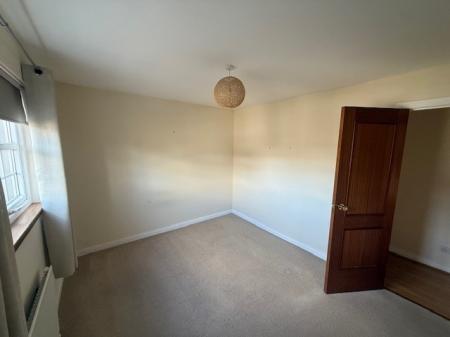 2 bedroom Flat to let in Hawksmuir, Kirkcaldy, KY1
