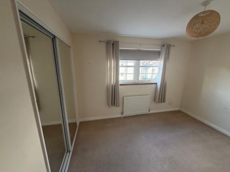 2 bedroom Flat to let in Hawksmuir, Kirkcaldy, KY1