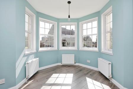 3 bedroom Flat for sale in Hawksmuir, Kirkcaldy, KY1