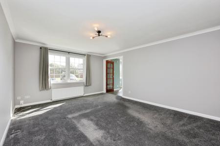 3 bedroom Flat for sale in Hawksmuir, Kirkcaldy, KY1