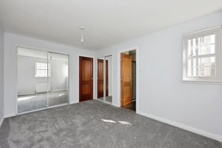 3 bedroom Flat for sale in Hawksmuir, Kirkcaldy, KY1