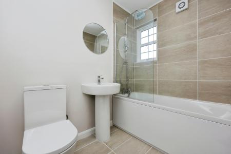 3 bedroom Flat for sale in Hawksmuir, Kirkcaldy, KY1