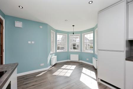 3 bedroom Flat for sale in Hawksmuir, Kirkcaldy, KY1