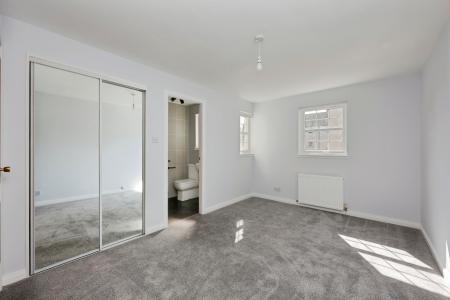 3 bedroom Flat for sale in Hawksmuir, Kirkcaldy, KY1