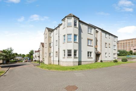 3 bedroom Flat for sale in Hawksmuir, Kirkcaldy, KY1