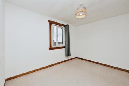 2 bedroom Terraced House for sale in Cleikimin Crescent, Ballingry, KY5