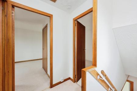 2 bedroom Terraced House for sale in Cleikimin Crescent, Ballingry, KY5
