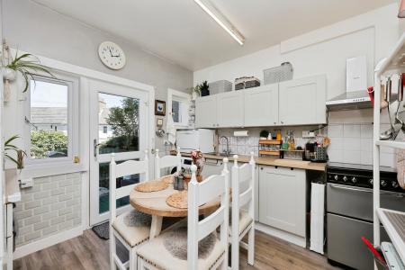 3 bedroom Terraced House for sale in Admiralty Road, Rosyth, KY11