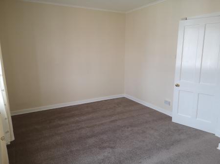 1 bedroom Flat to let in Den Walk, Buckhaven, KY8