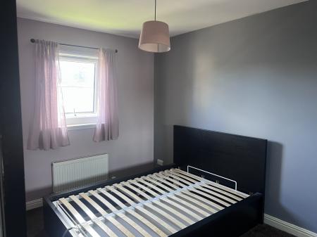2 bedroom Flat to let in Glenfarg Crescent, Cowdenbeath, KY4