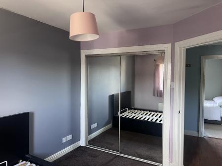 2 bedroom Flat to let in Glenfarg Crescent, Cowdenbeath, KY4
