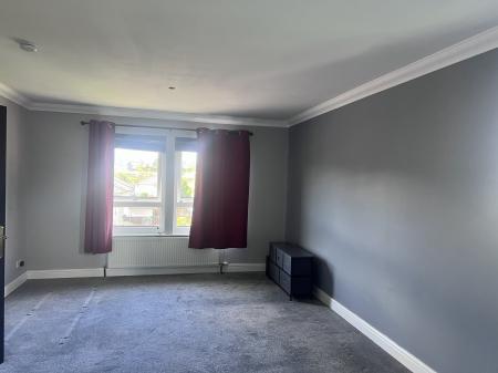 2 bedroom Flat to let in Glenfarg Crescent, Cowdenbeath, KY4