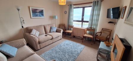 2 bedroom Flat to let in Adam Smith Court, Kirkcaldy, KY1