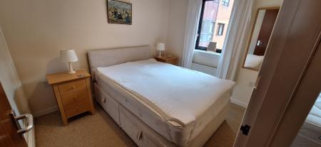 2 bedroom Flat to let in Adam Smith Court, Kirkcaldy, KY1