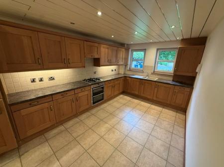 2 bedroom Flat to let in Canon Byrne Glebe, Kirkcaldy, KY1