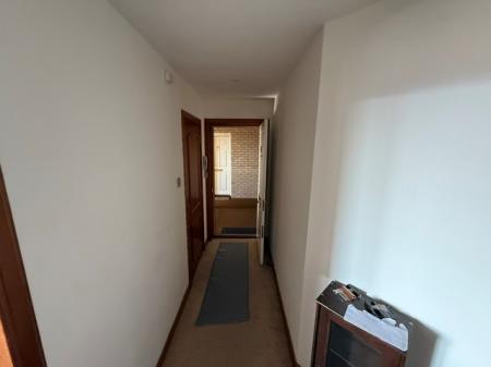 2 bedroom Flat to let in James Grove, Kirkcaldy, KY1