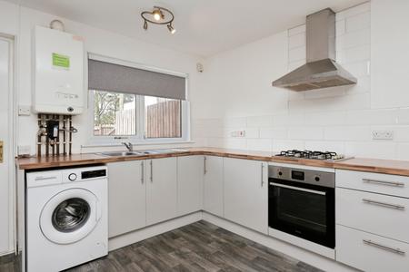 2 bedroom Terraced House for sale in Jenny Gray Path, Glenrothes, KY7