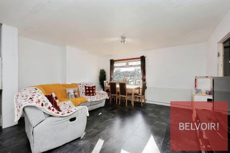 3 bedroom Semi-detached house for sale in Lilac Crescent, Kirkcaldy, KY1