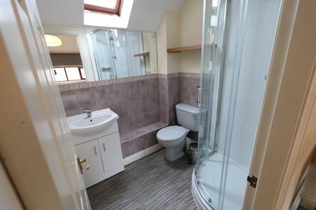 4 bedroom Semi-detached house to let in Beauchamp Mews, Morrell Street, Leamington Spa, CV32