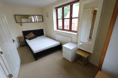 4 bedroom Semi-detached house to let in Beauchamp Mews, Morrell Street, Leamington Spa, CV32